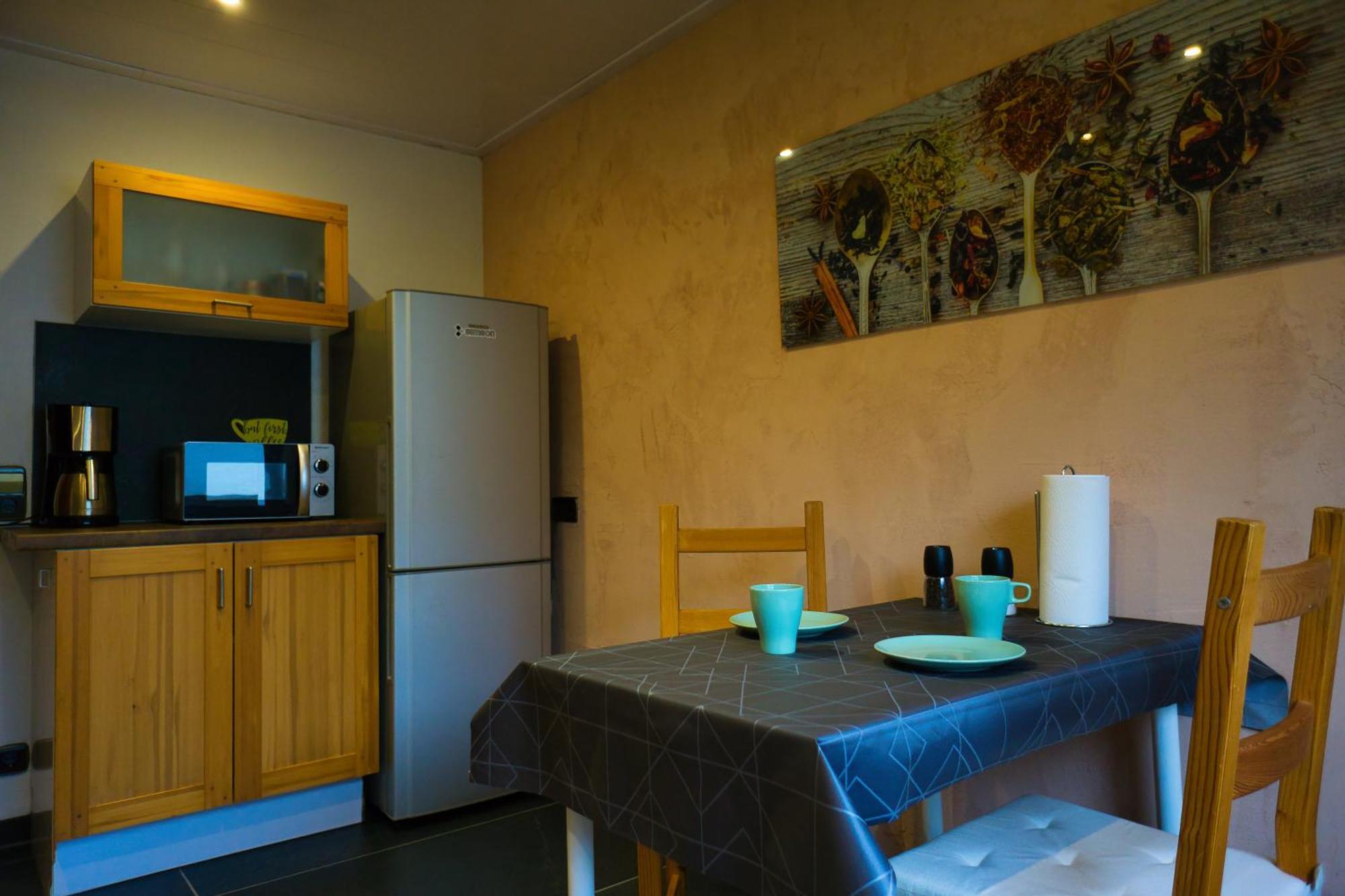 Gemuetliche Wohnung Mit Neckarblick Ебербах Екстериор снимка