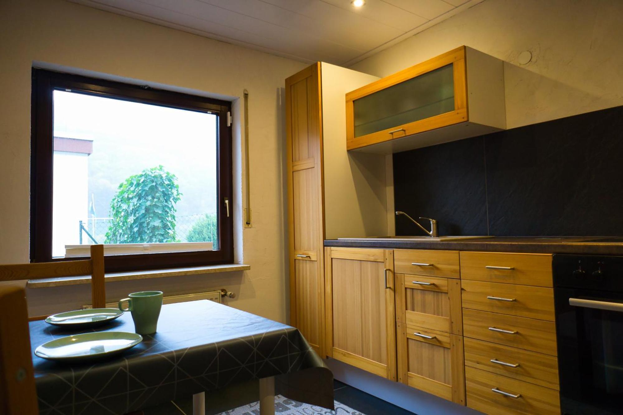 Gemuetliche Wohnung Mit Neckarblick Ебербах Екстериор снимка