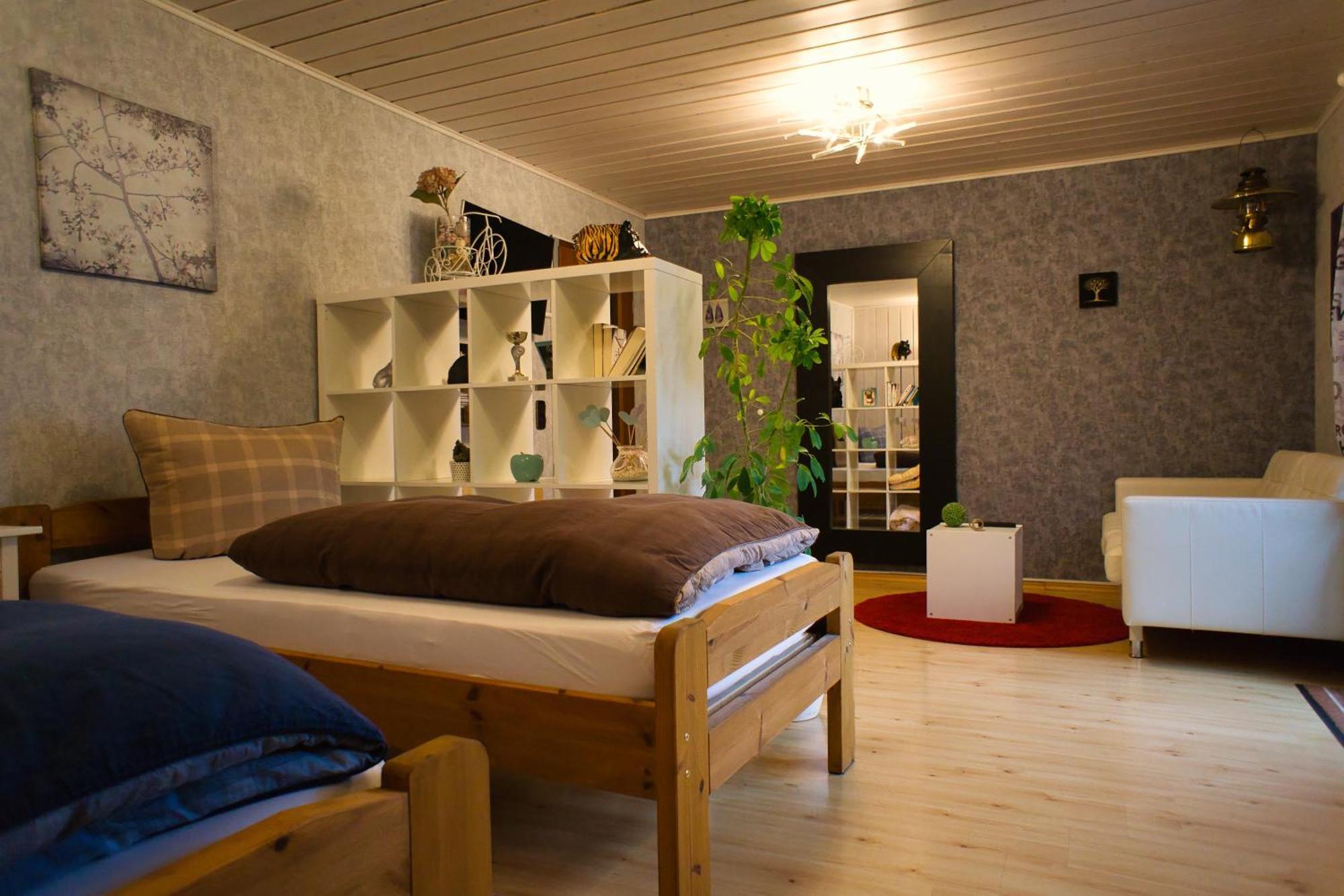 Gemuetliche Wohnung Mit Neckarblick Ебербах Екстериор снимка